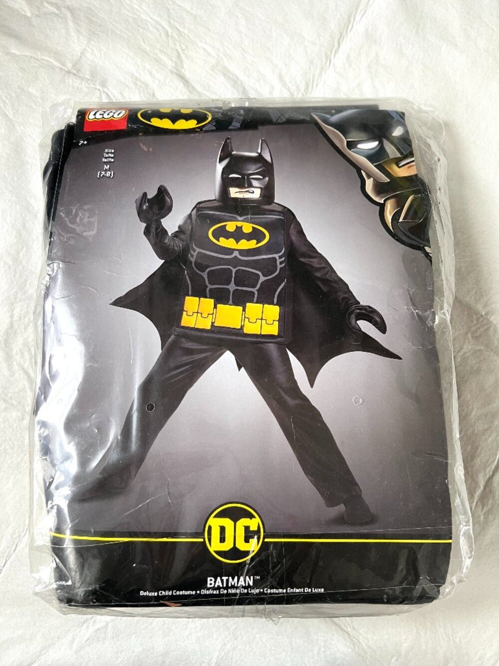 Batman Lego Movie Deluxe Costume kids medium 7-8 cape mask tunic hands pants